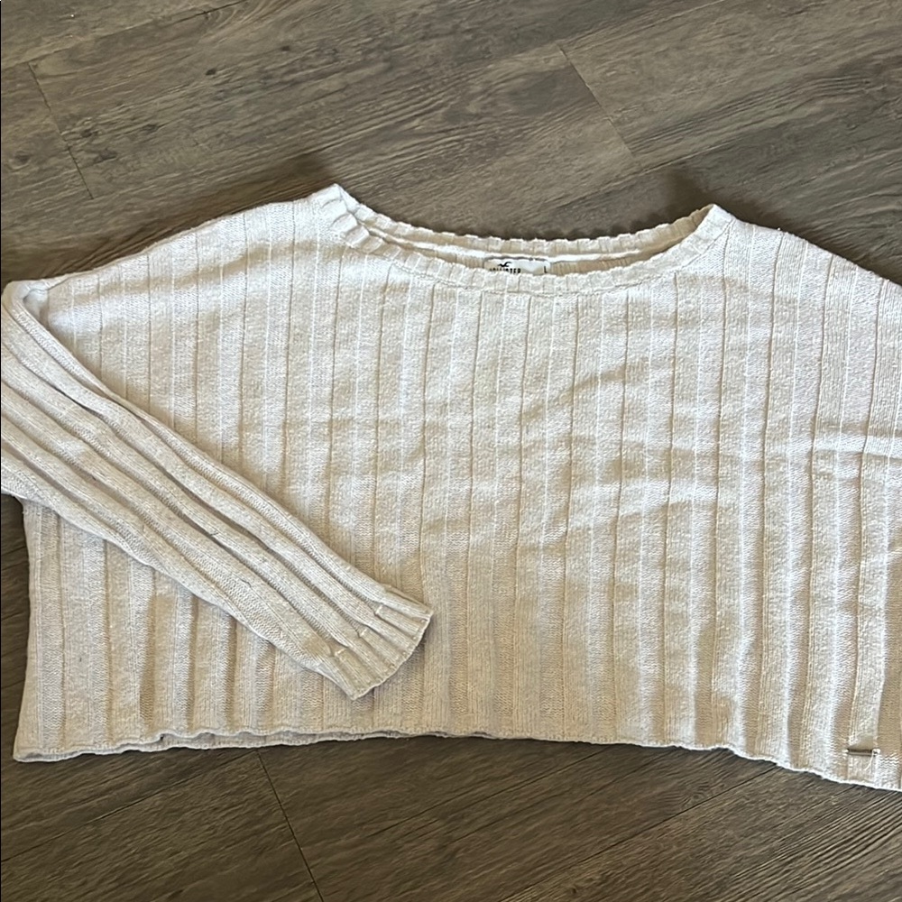 Boxy cropped Cream Hollister Sweater